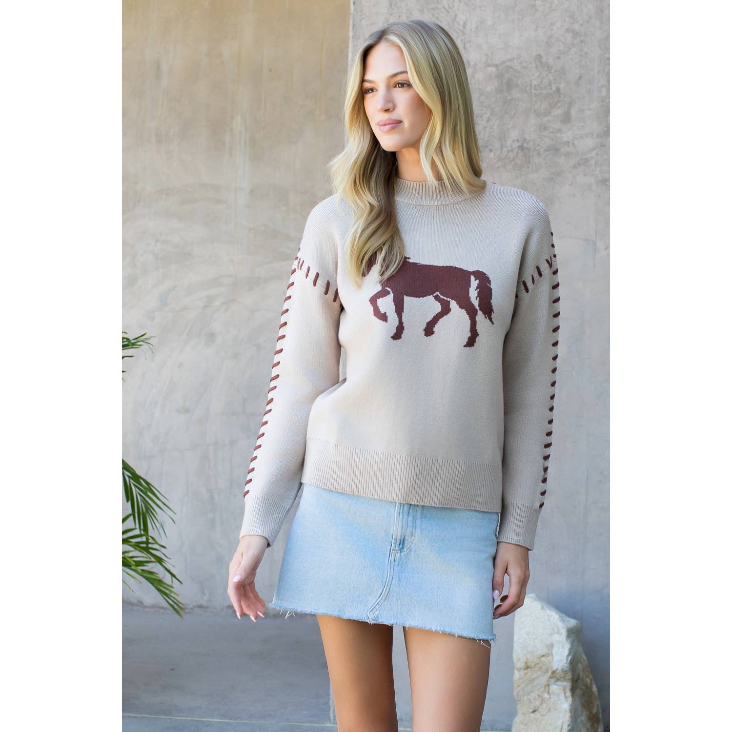 Stitch Detail Horse Knit Sweater
