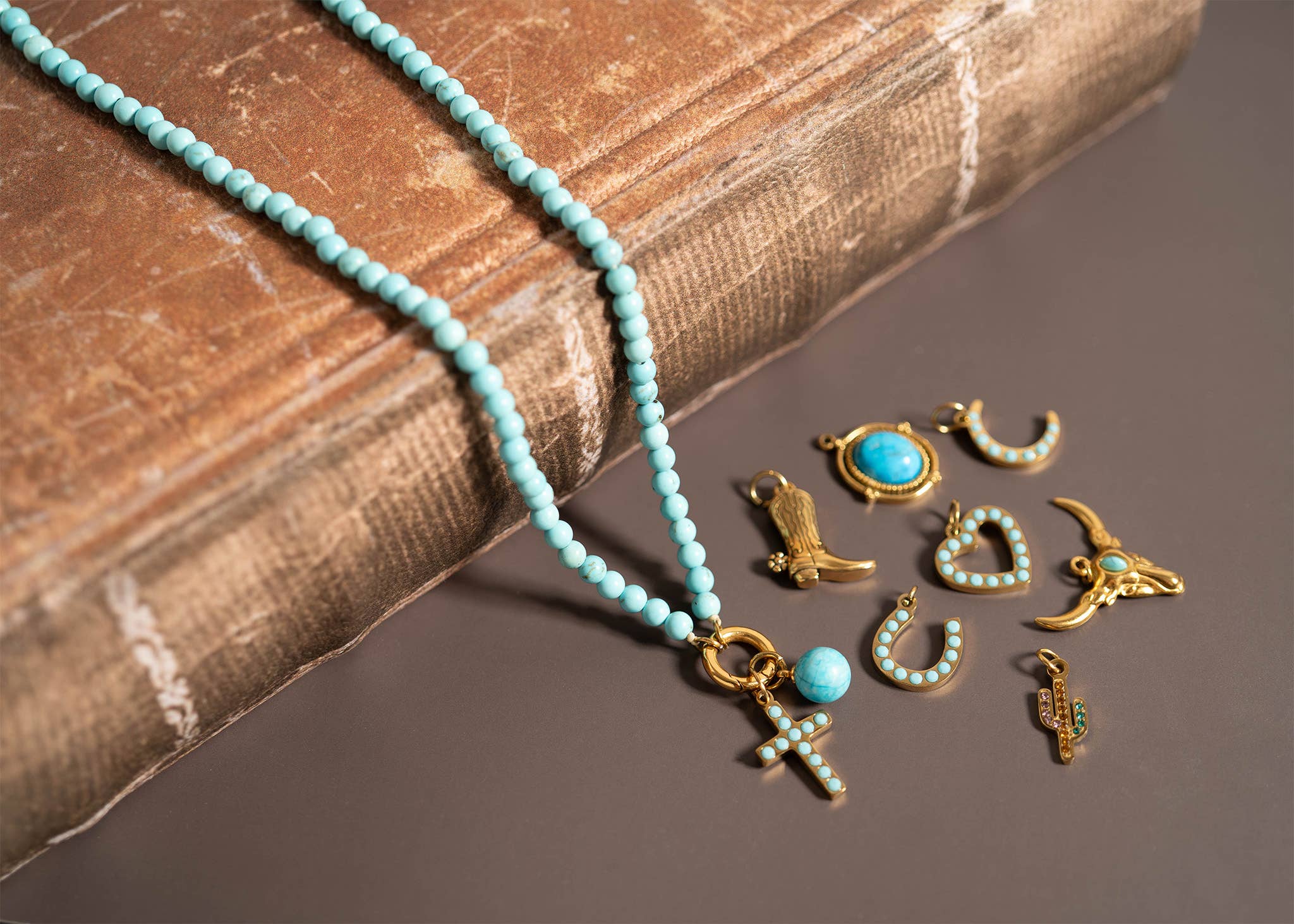 18K Gold PVD Stainless Steel Turquoise Stone Horseshoe Charm