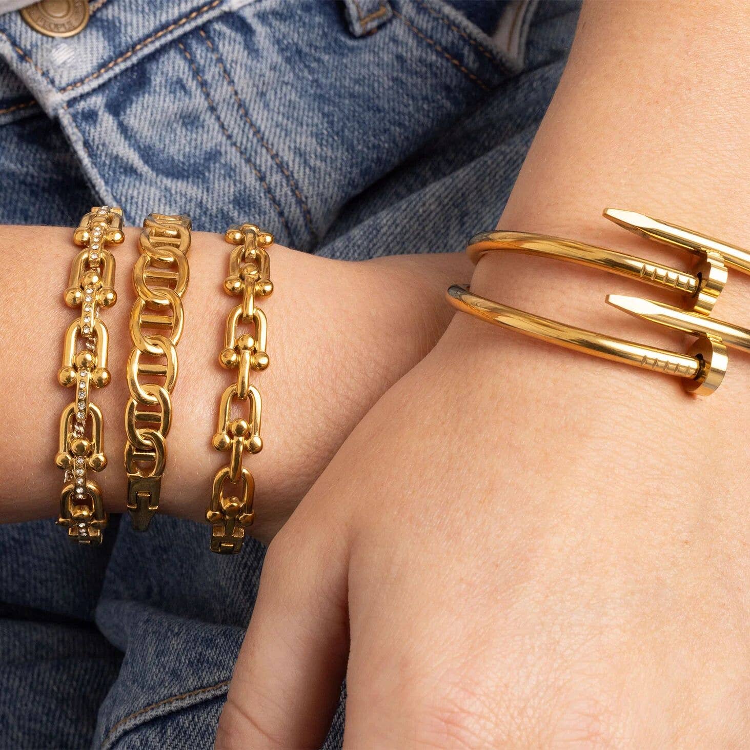 18K Gold PVD Stainless Steel Stone Hardware Bangle