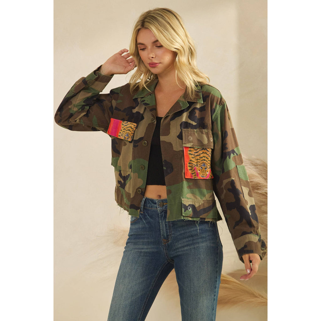 Camo jacket with Tiger Print contrast