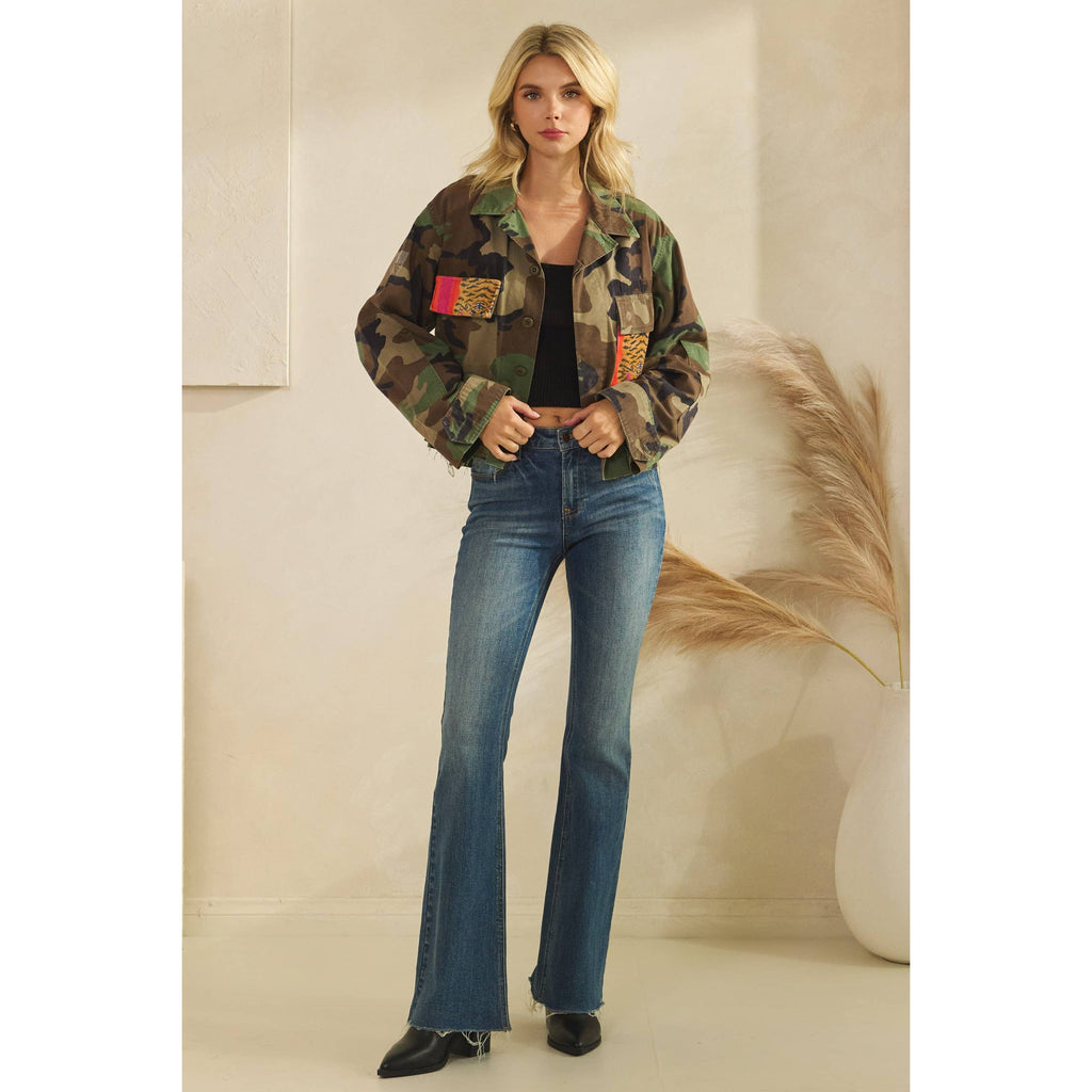 Camo jacket with Tiger Print contrast