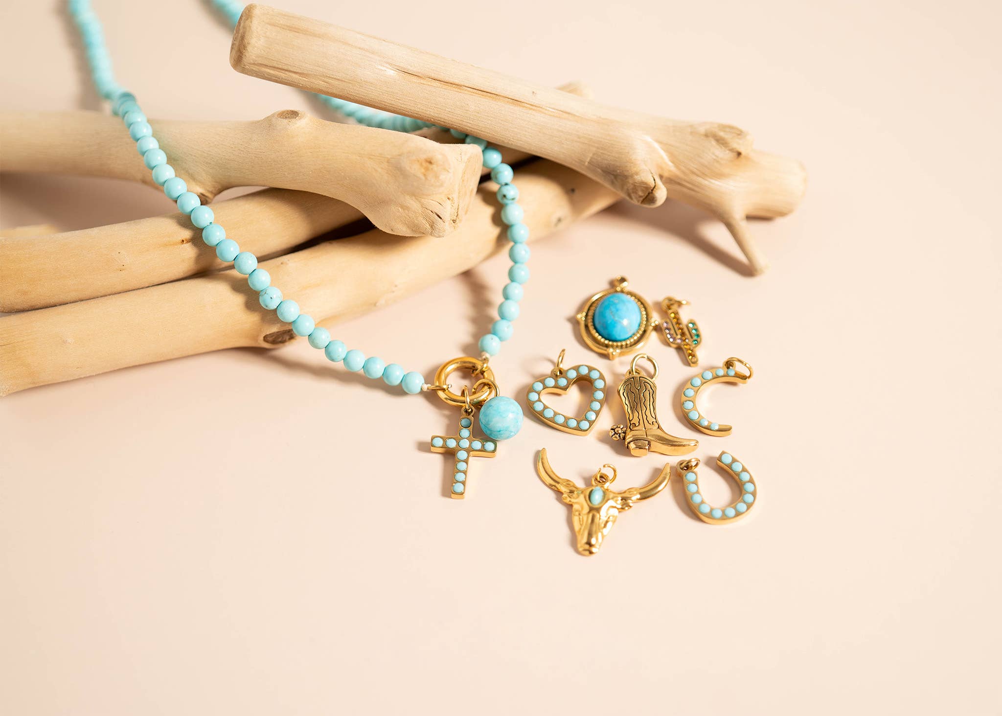 18K Gold PVD Stainless Steel Turquoise Stone Horseshoe Charm