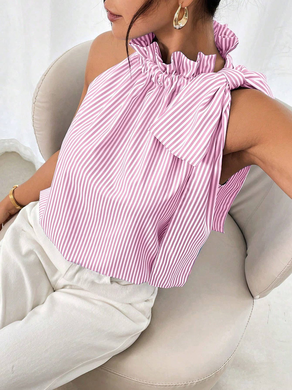 Fashion Striped Lace High Collar Tied Sleeveless Top